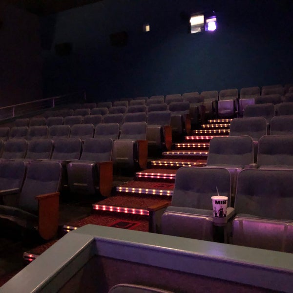 AMC Showplace Schererville 16 30 tips