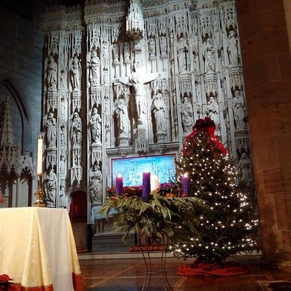 Photo taken at Christ Church Cathedral by Renée H. on 12/25/2015