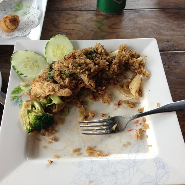 Photo taken at NaraDeva Thai Restaurant by Jen B. on 4/20/2013