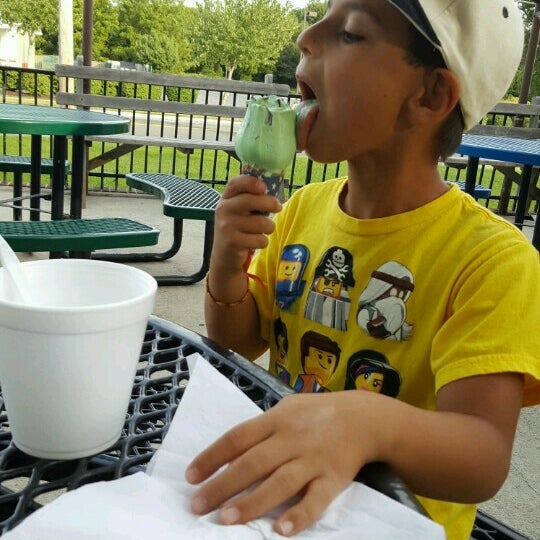 Photos at Mrs. Walker's Ice Cream 8 tips from 296 visitors