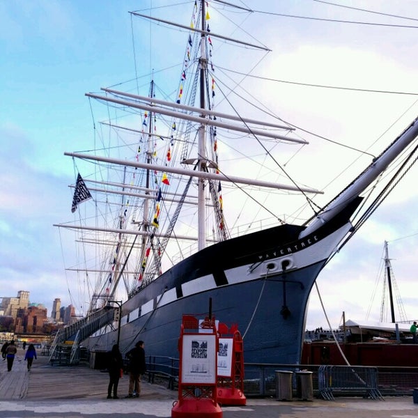 Photo taken at South Street Seaport Museum by Andreas P. on 11/19/2016