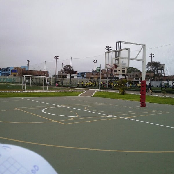 Villa Deportiva Regional del Callao Campo de béisbol en Bellavista
