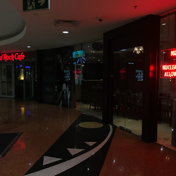 1/18/2019 tarihinde -ziyaretçi tarafından Hard Rock Cafe Sydney'de çekilen fotoğraf