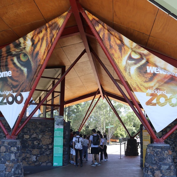 รูปภาพถ่ายที่ Auckland Zoo โดย みゅーいーた เมื่อ 1/12/2019