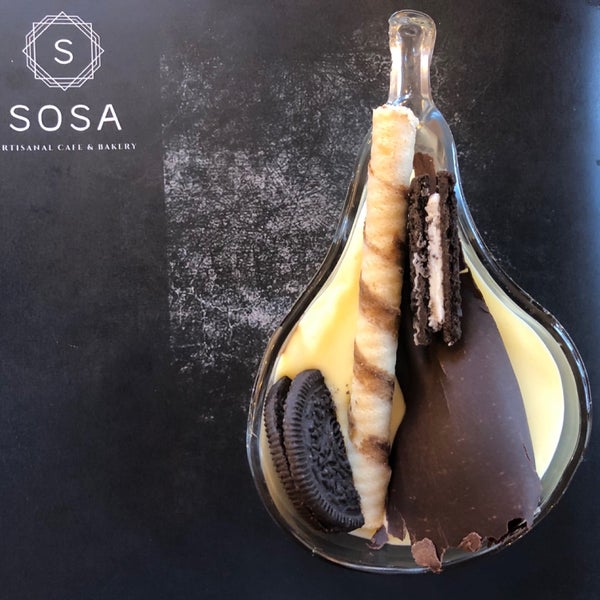 Photo prise au SOSA Artisanal Cafe &amp; Bakery par Management S. le4/5/2019