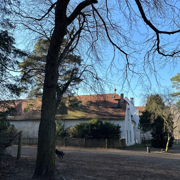 Photo taken at Jagdschloss Grunewald by Thorsten D. on 2/28/2023