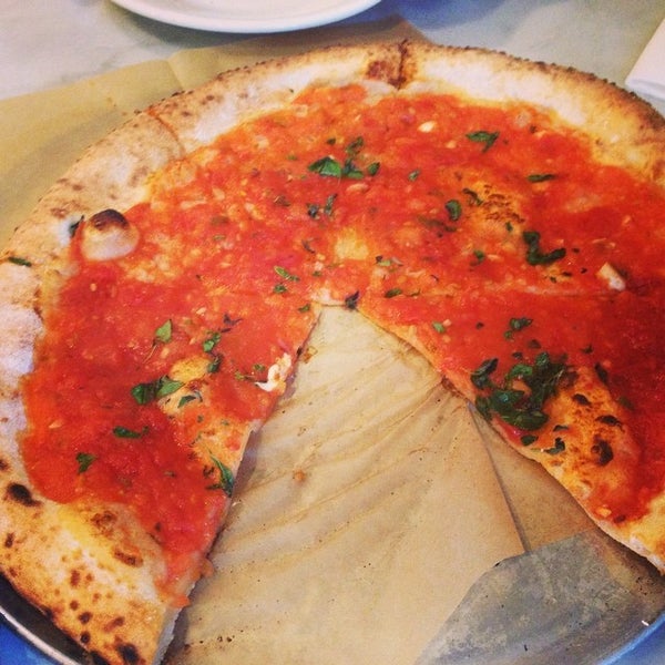 Foto scattata a Pizza Barbone da Thorsten D. il 8/9/2014