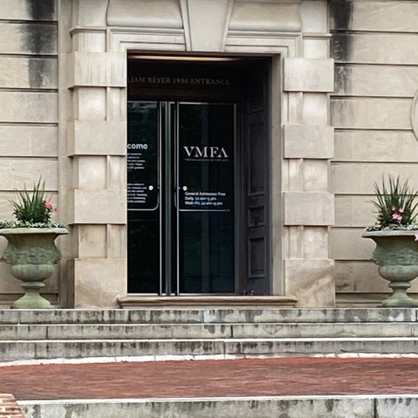Das Foto wurde bei Virginia Museum of Fine Arts (VMFA) von Varipat am 5/25/2022 aufgenommen