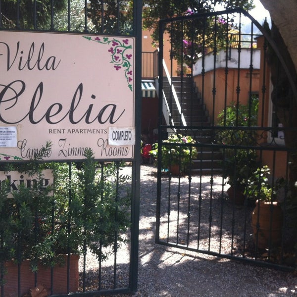 8/6/2013 tarihinde Nicola O.ziyaretçi tarafından Villa Clelia'de çekilen fotoğraf