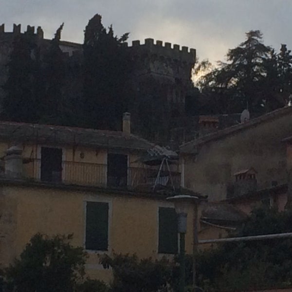 1/8/2014 tarihinde Nicola O.ziyaretçi tarafından Villa Clelia'de çekilen fotoğraf