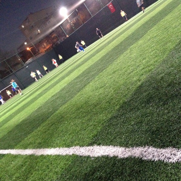 kartal arena hali saha futbol sahasi