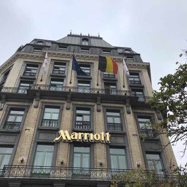Photo taken at Brussels Marriott Hotel Grand Place by DK R. on 10/29/2018