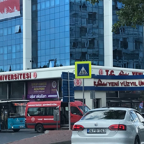 Photo taken at Yeni Yüzyıl Üniversitesi by 💀Hayalet Sürücü💀 B. on 8/5/2019
