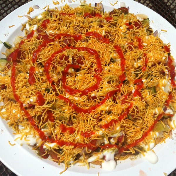 Photo taken at kamakshi&#39;s Kitchen by Kamakshi&#39;s Kitchen Vegetarian Indian Restaurant &amp; Catering on 7/31/2014
