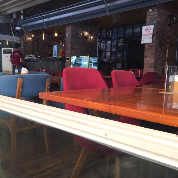 รูปภาพถ่ายที่ Balkon Cafe &amp; Restaurant โดย Alanya เมื่อ 6/3/2021