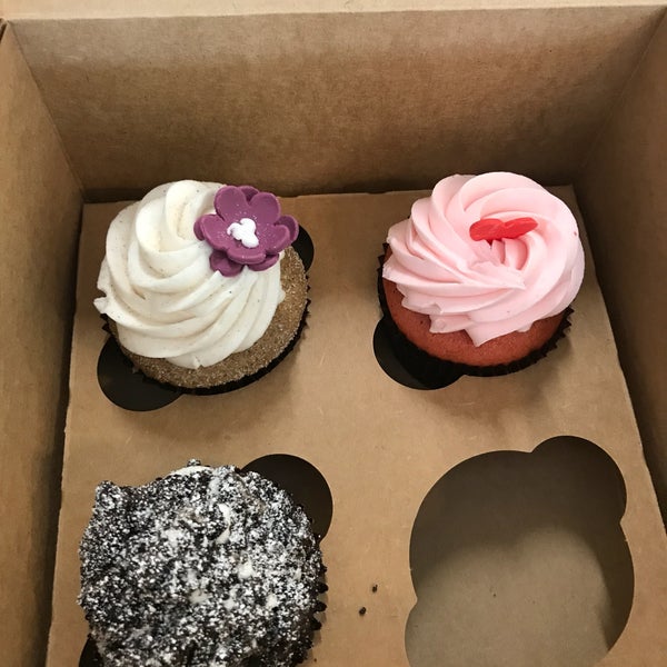 Frosted Cakery Bakery in Fresno Frosted Cakery Bakery in Fresno