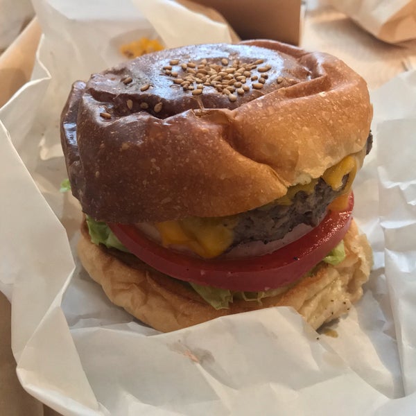 Old burger. Old burger.