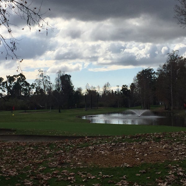 Photo taken at Lake Forest Golf and Practice Center by Nic R. on 1/13/2017