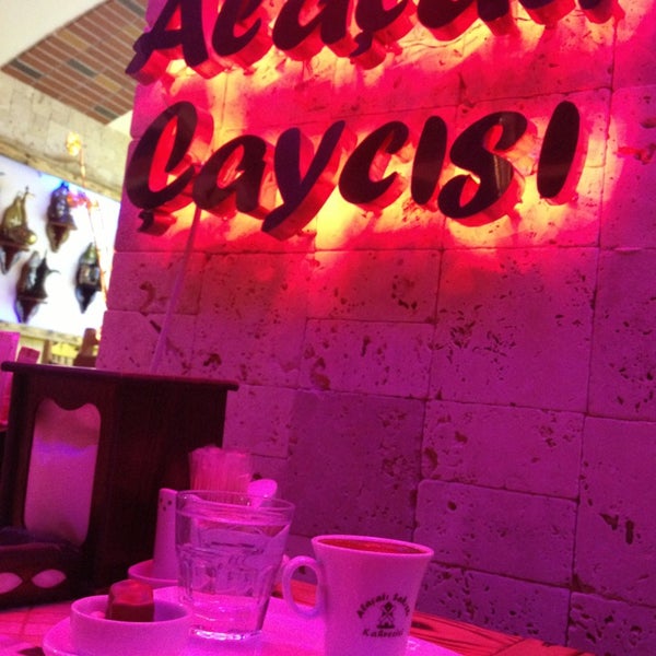 Bornova Buyukpark Alacati Sakizli Kahve De Sinirsiz Cay Esliginde Cift Kisilik Enfes Serpme Kahvalti Keyfi Sadece 12 50 Tl
