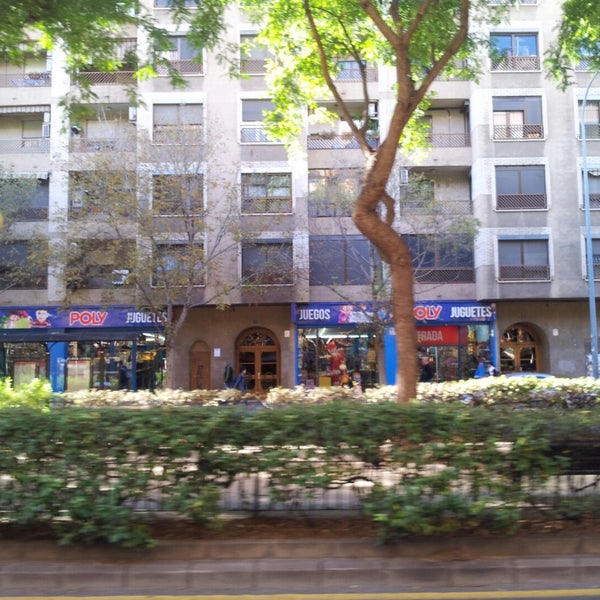 Árbol de tochi administración administración Juguetería POLY - Juguetería en Valencia