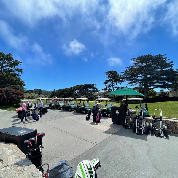 Photo taken at Pebble Beach Golf Links by 千尋 前. on 6/26/2022
