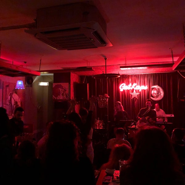 11/30/2017にRaMaZaNがÇatkapı Lara Cafe &amp; Barで撮った写真