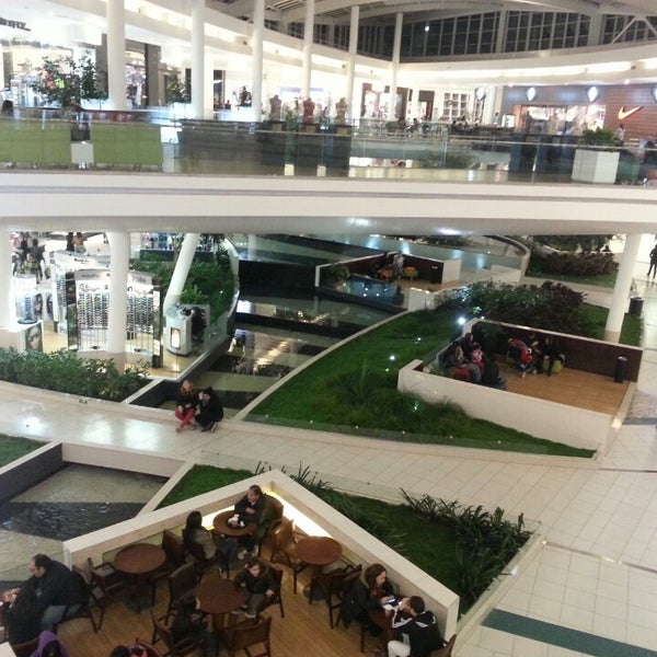 nike mall plaza tobalaba