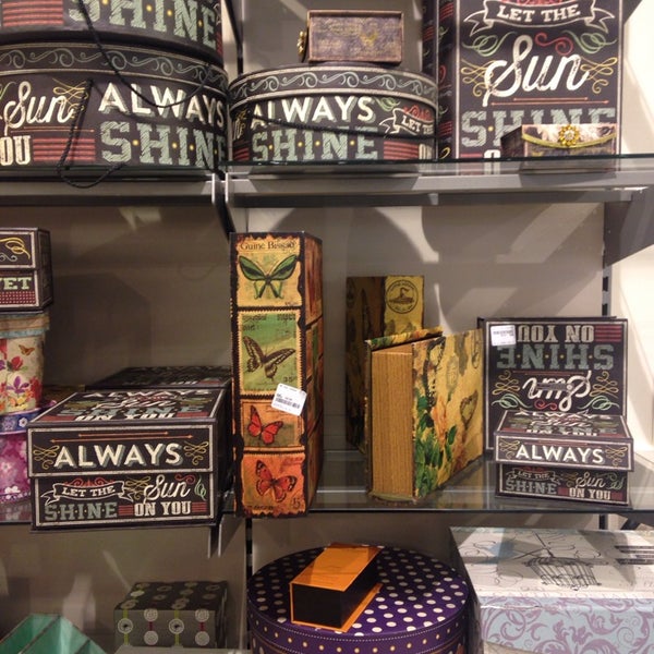 HomeSense Furniture / Home Store in London