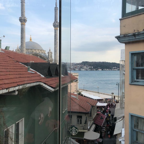 รูปภาพถ่ายที่ Epope Cafe โดย Işıl T. เมื่อ 3/23/2019