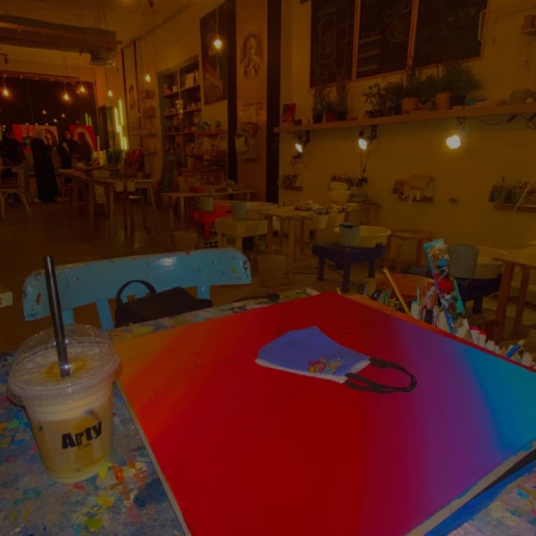 Arty Cafe الشاطئ 16 Tips