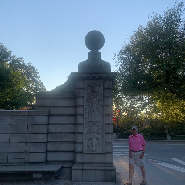 Engineers' Gate Central Park 5th Ave