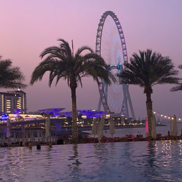 Foto scattata a DoubleTree by Hilton Dubai - Jumeirah Beach da j🩶 il 7/25/2022