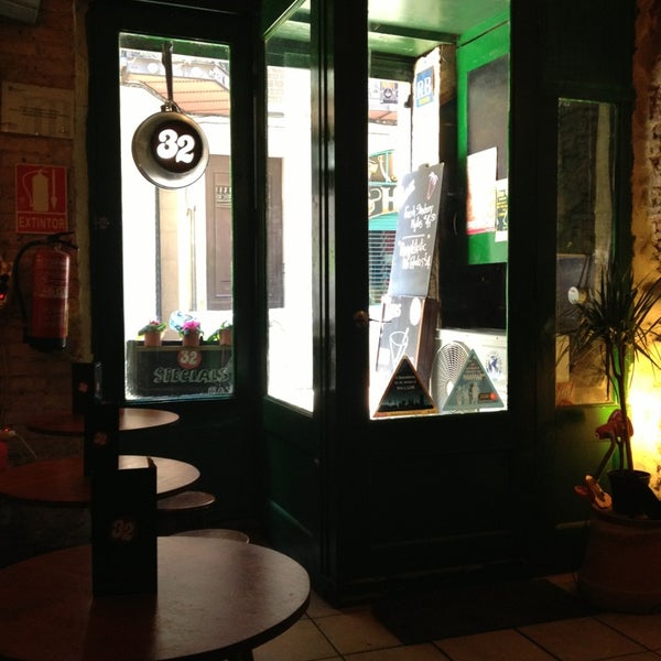 2/23/2013 tarihinde Essi K.ziyaretçi tarafından Bar 32, Barcelona'de çekilen fotoğraf