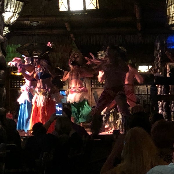 Photo taken at Mai-Kai Restaurant and Polynesian Show by Jon S. on 7/3/2019
