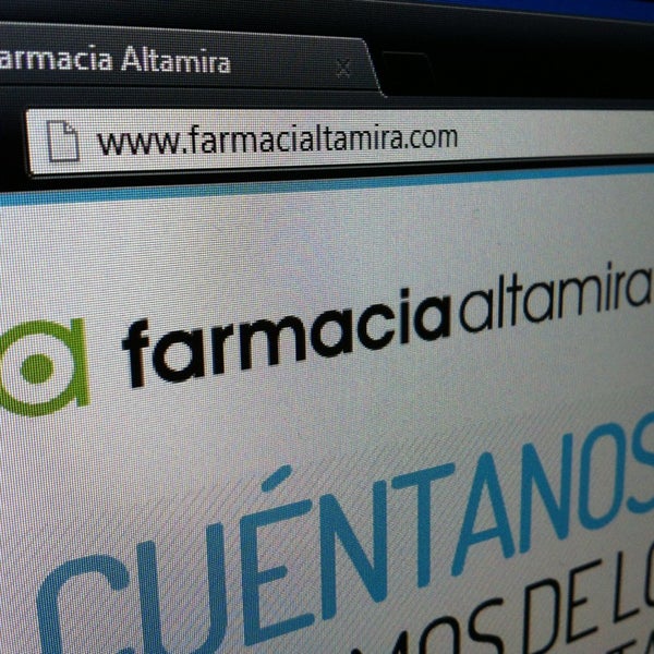 Foto tomada en Farmacia Altamira  por Álvaro R. el 2/11/2013