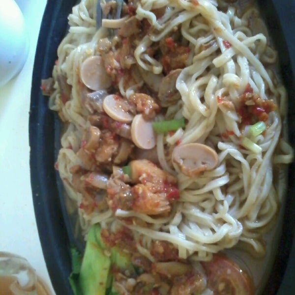 Mie Hot Plate Yopu Karangwangkal