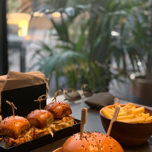 Photo taken at Gourmet Burger by دح ☕️ on 10/16/2019