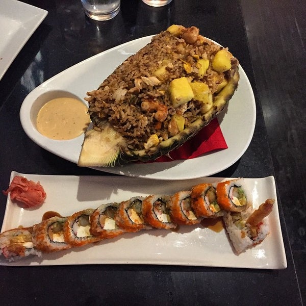 6/9/2015 tarihinde John A.ziyaretçi tarafından Sushi Sake Doral'de çekilen fotoğraf