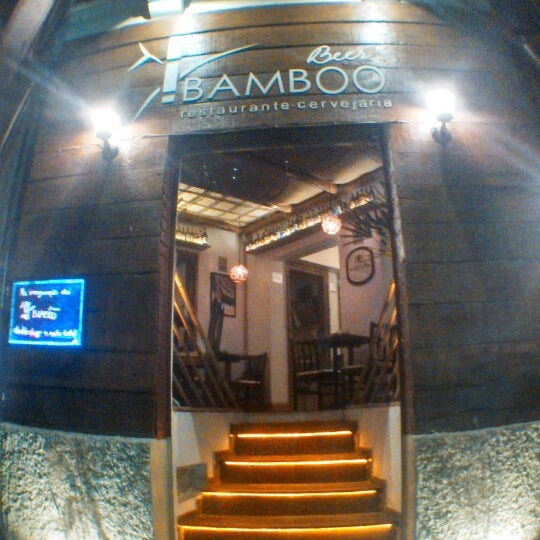 รูปภาพถ่ายที่ Beer Bamboo โดย fabio c. เมื่อ 9/2/2013