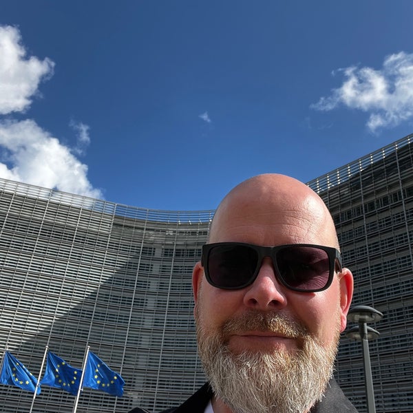 Снимок сделан в European Commission - Berlaymont пользователем Borndl 6/13/2022