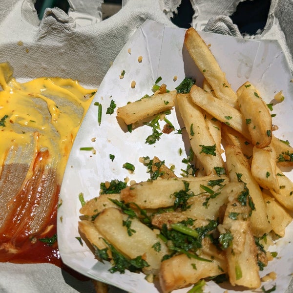 Gilroy Garlic Fries Fast Food Restaurant in South Beach