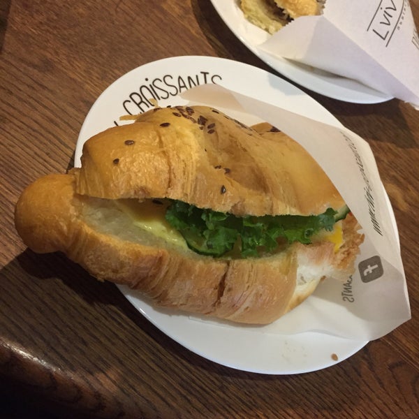Foto tirada no(a) Lviv Croissants por Emresan S. em 10/29/2019