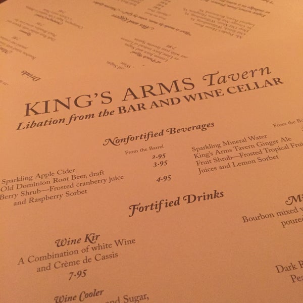 รูปภาพถ่ายที่ King&#39;s Arms Tavern โดย Sean K. เมื่อ 12/19/2015