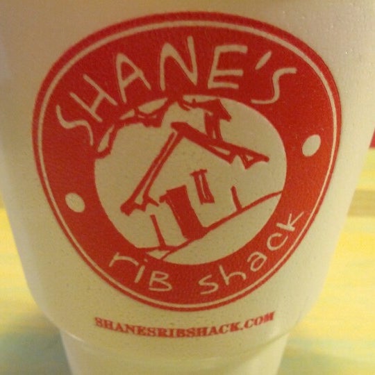Foto tirada no(a) Shane&#39;s Rib Shack por ᴡ A. em 12/16/2012