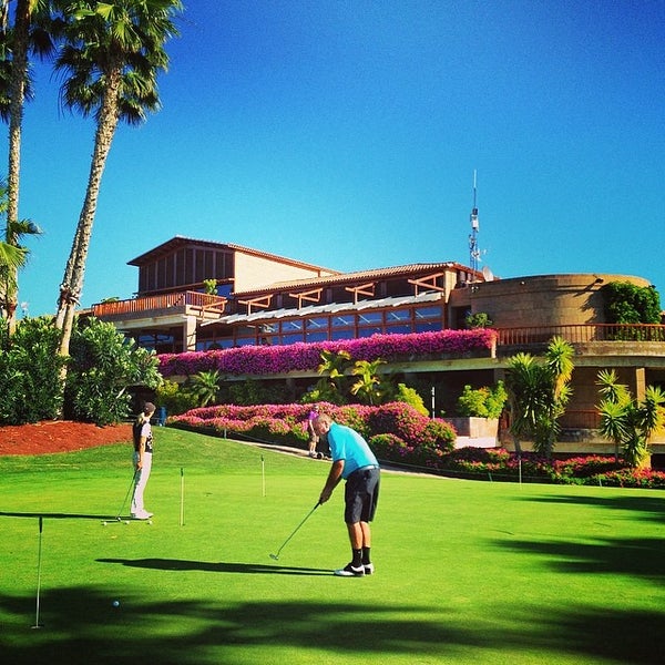 Photo taken at Golf Las Americas by Nejc R. on 4/13/2014