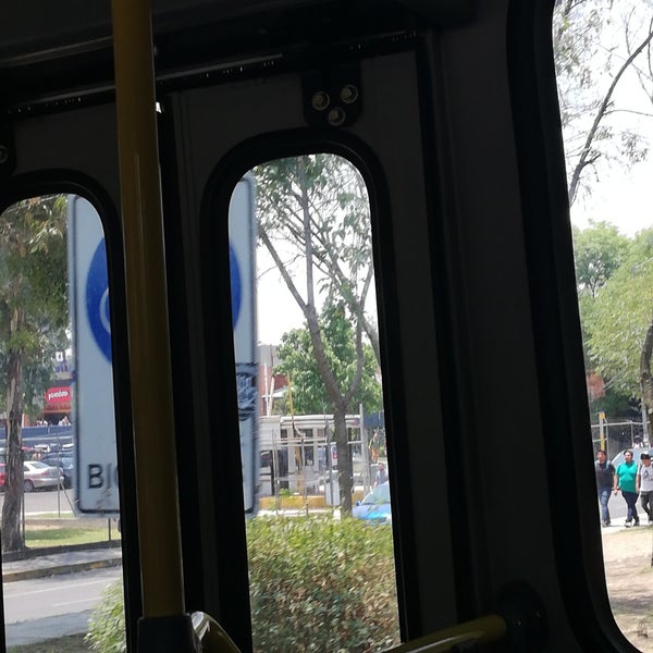 Foto tirada no(a) Tienda UNAM por Mariana R. em 5/22/2019