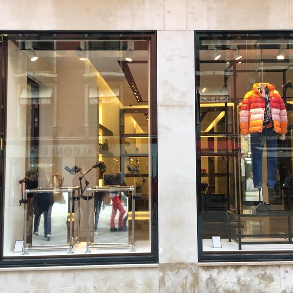 Burberry hot sale store venice