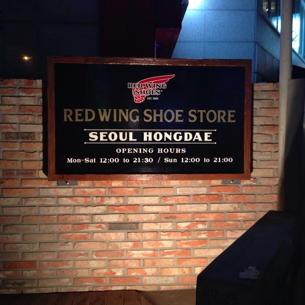 red wing store hours near me