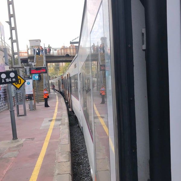 RENFE Sant Andreu Comtal Sant Andreu 6 tips