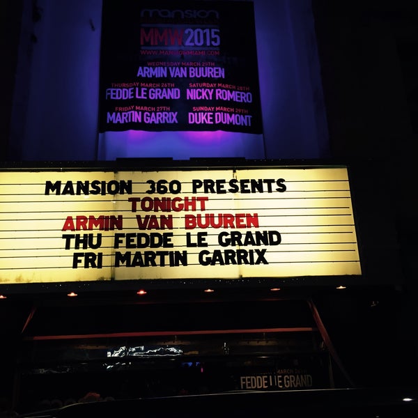รูปภาพถ่ายที่ Mansion Nightclub โดย Hq เมื่อ 3/26/2015